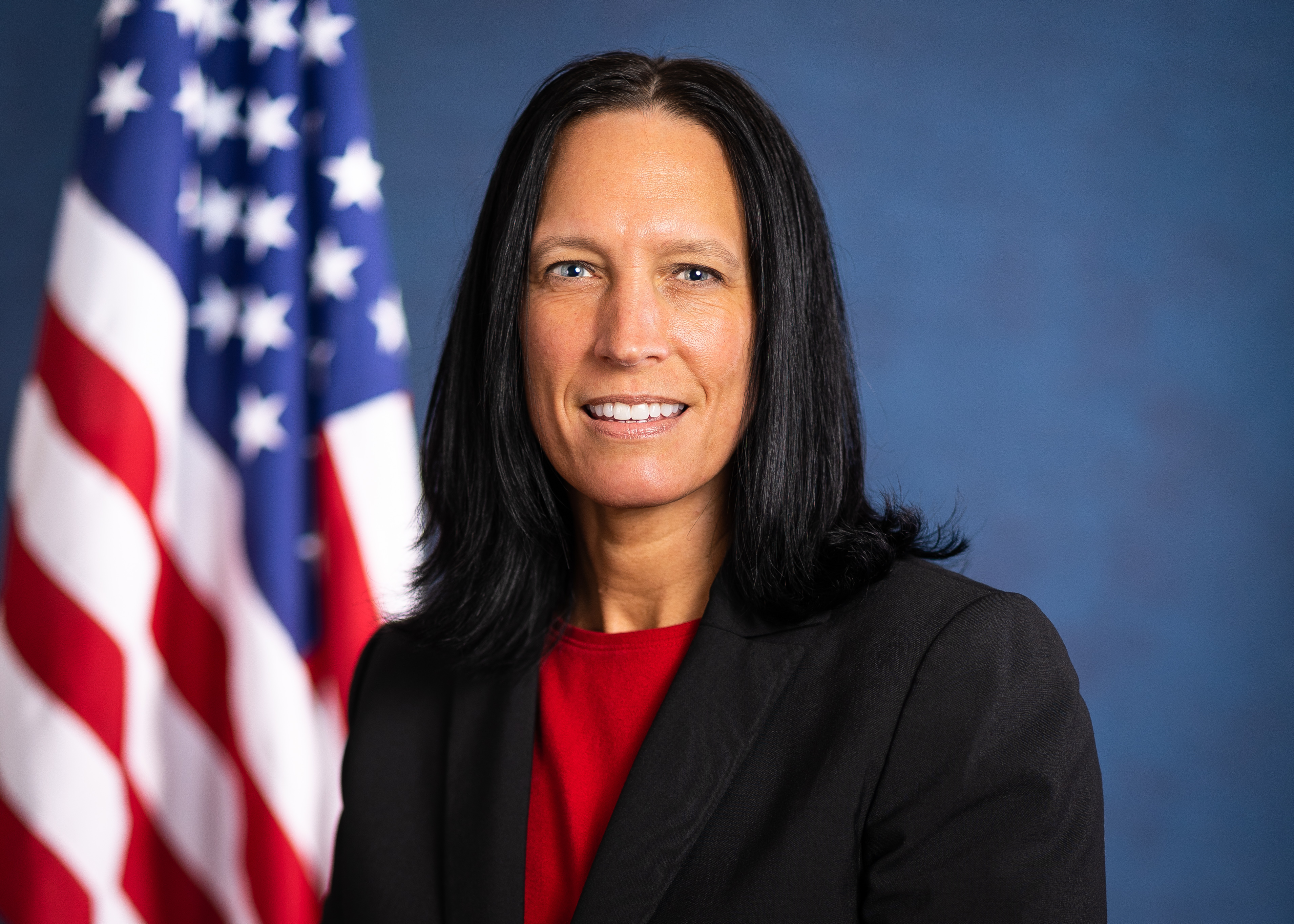 Monica Moll Headshot